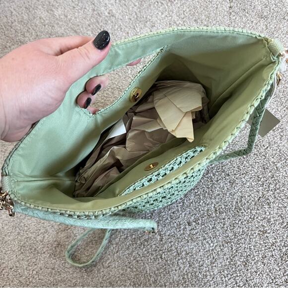 NWT Universal Thread Green Straw Over the Shoulder Purse - Picture 4 of 9